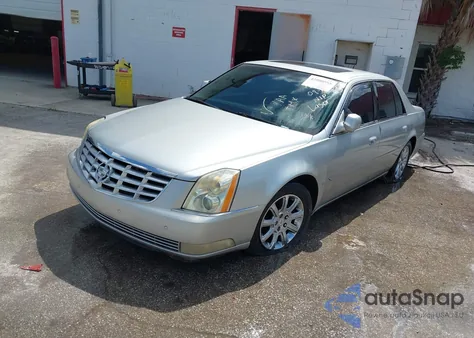 2008 Cadillac Dts 1Sc z USA, uszkodzony, nr VIN 1G6KD57Y88U165260